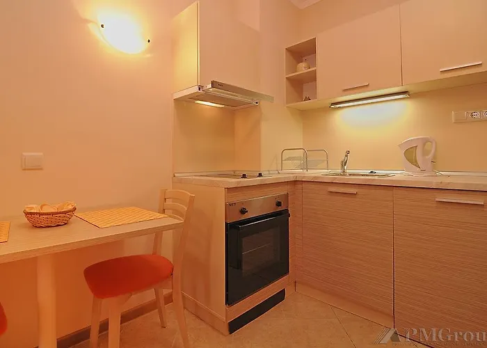 アパートホテル Royal Sun