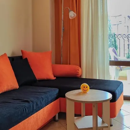 Royal Sun Aparthotel 2*