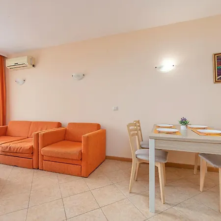 Royal Sun 3* ساني بيتش