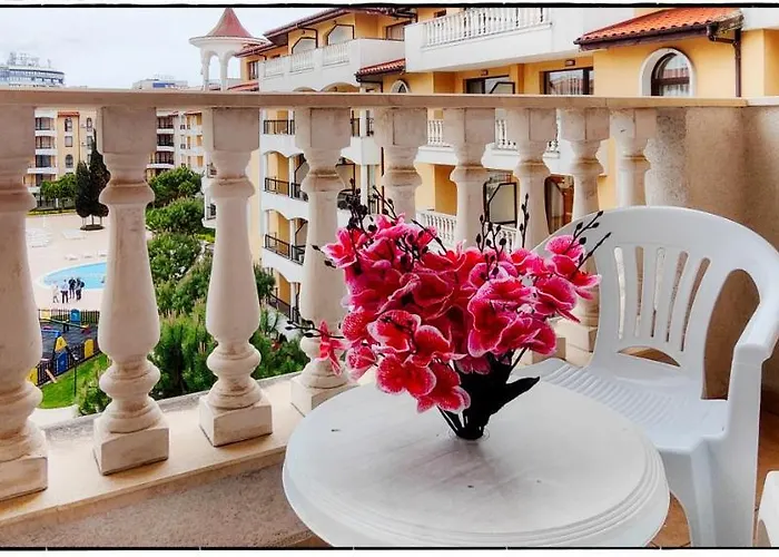 Апартхотел Royal Sun 4*